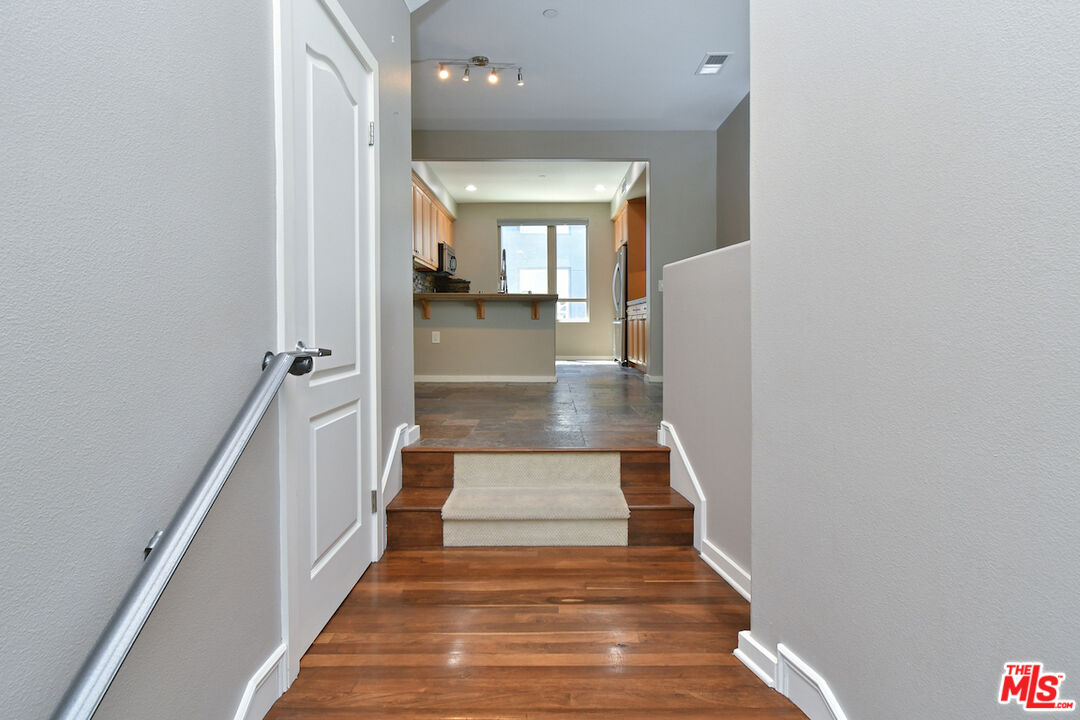 MLS #25594033 image #3