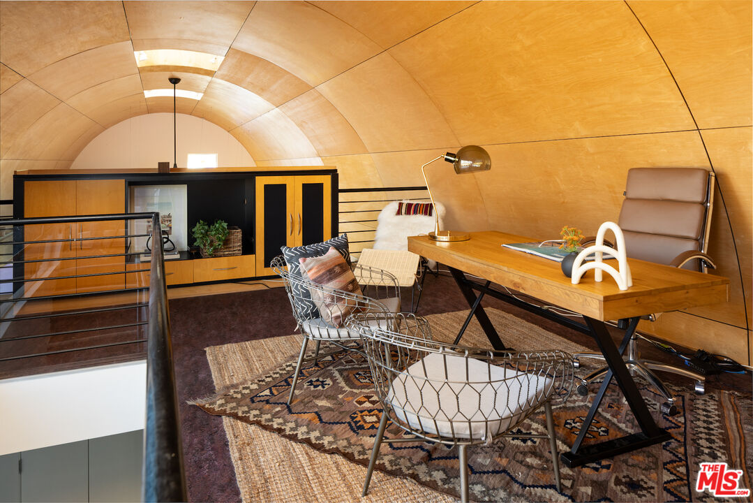 MLS #25594435 image #14