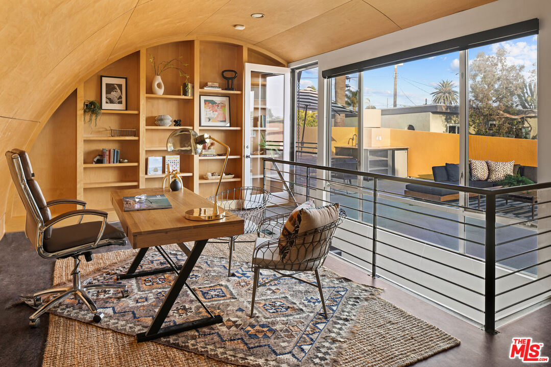 MLS #25594435 image #16