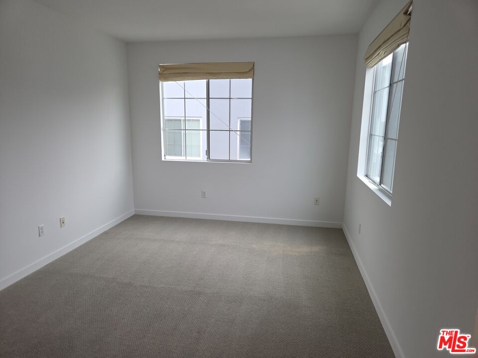 MLS #25594781 image #11