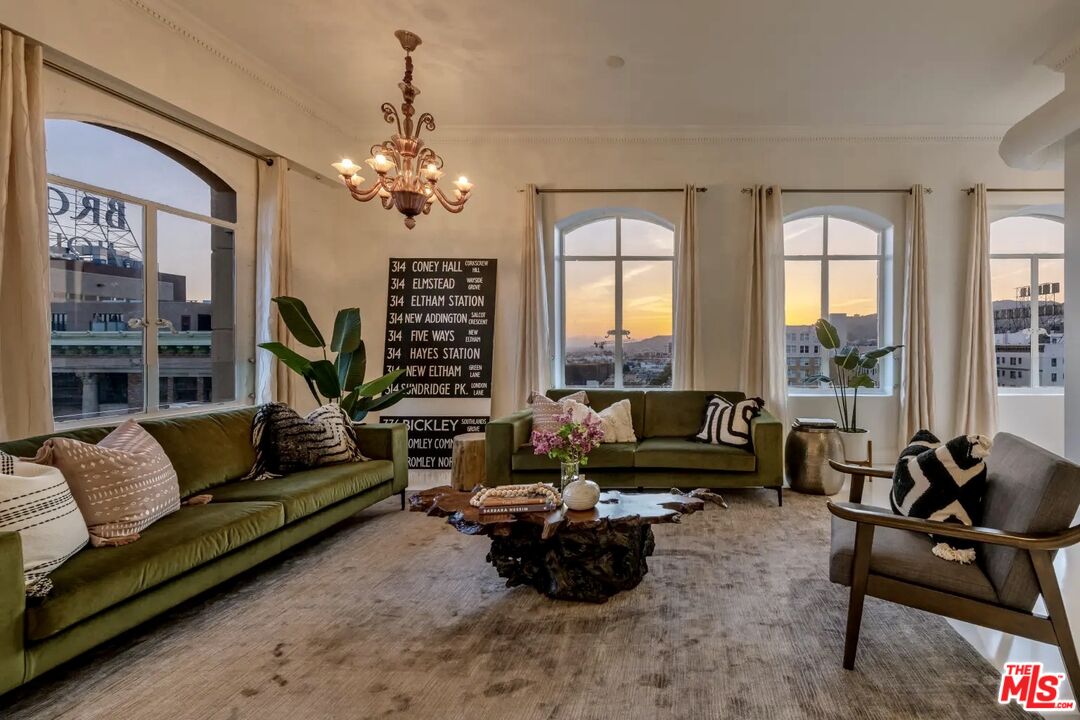 MLS #25595225 image #10