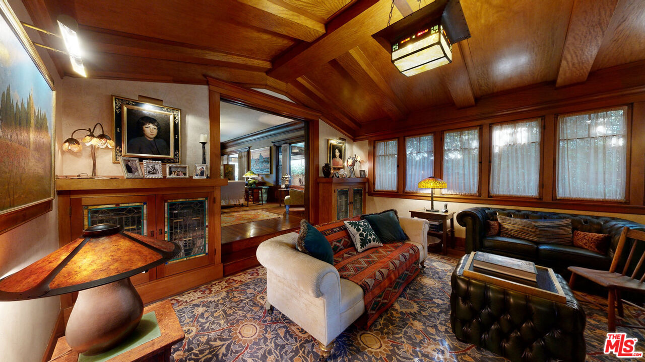 MLS #25596063 image #9