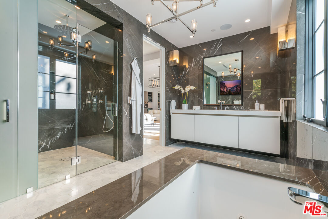 MLS #25596239 image #58