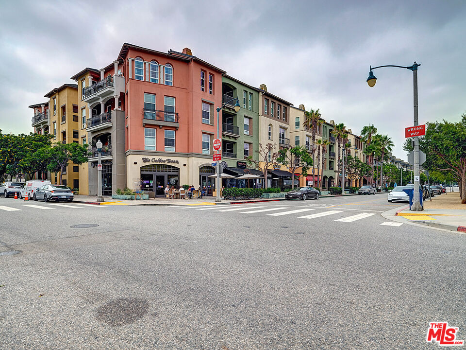 MLS #25596381 image #26