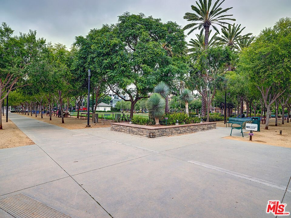 MLS #25596381 image #28