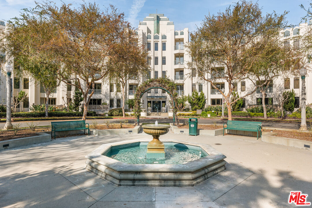 MLS #25596411 image #0