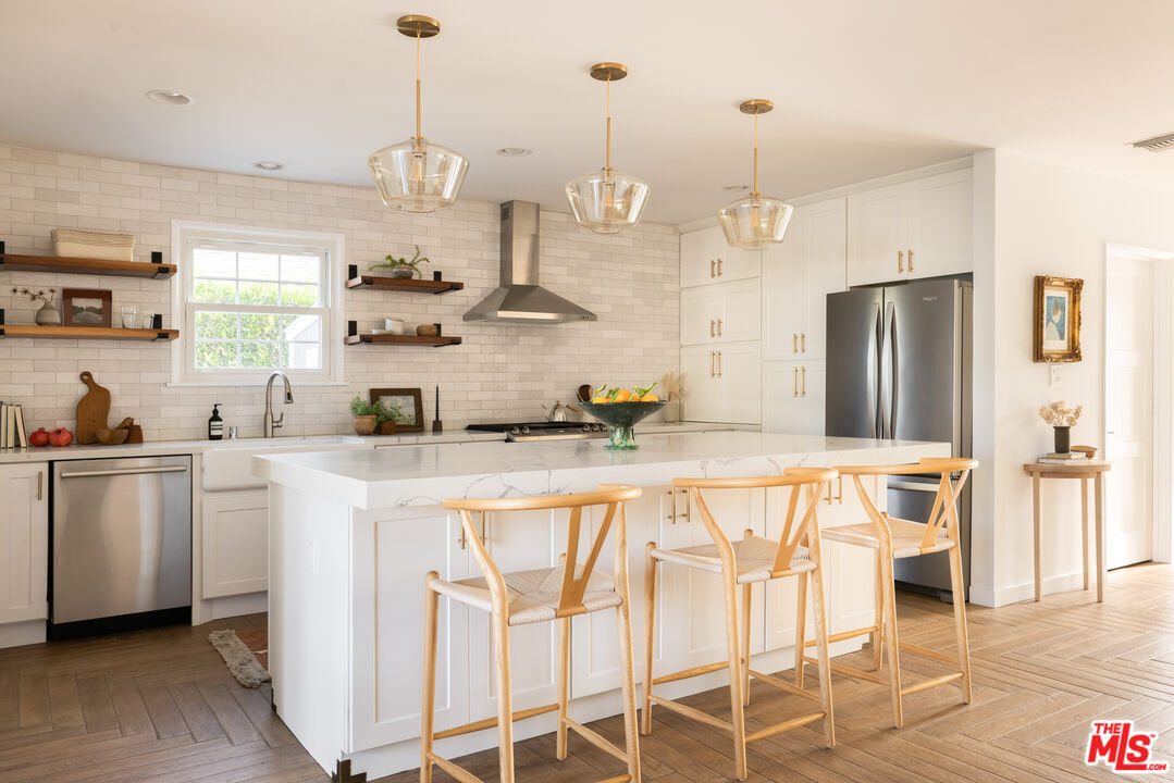 MLS #25596533 image #12