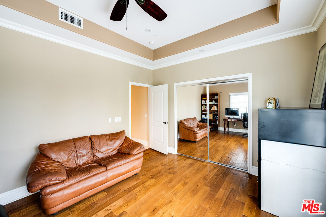 MLS #25596701 image #21