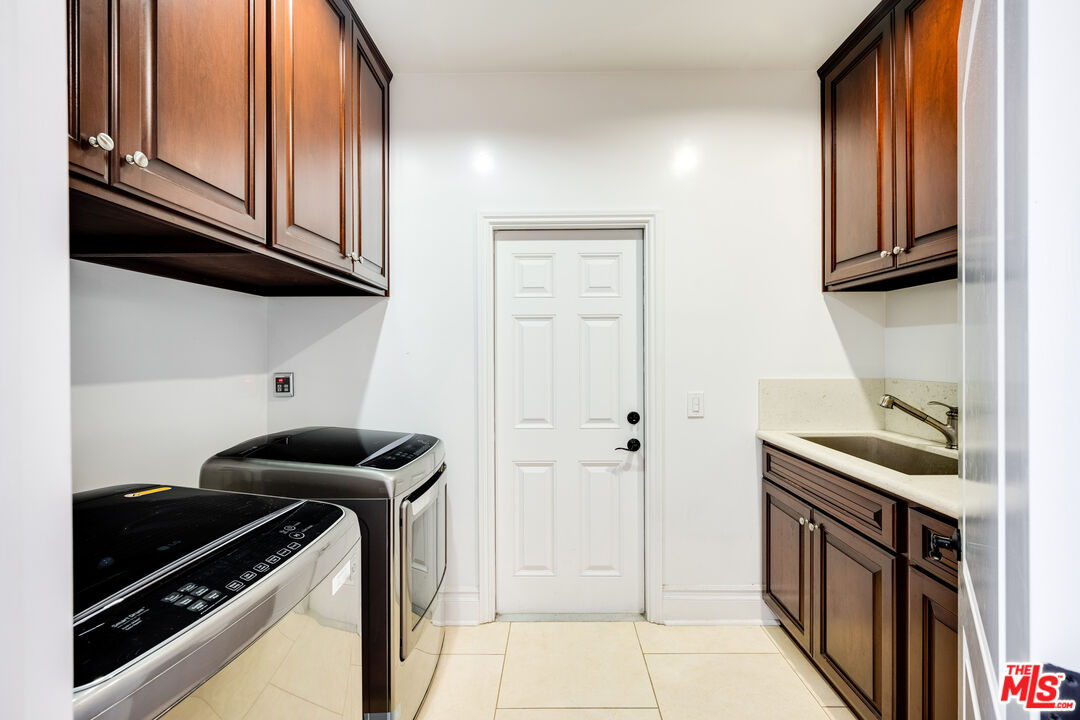 MLS #25596701 image #24