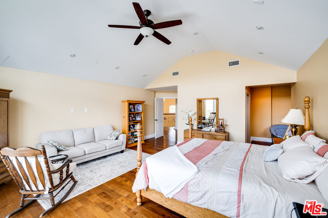 MLS #25596701 image #27