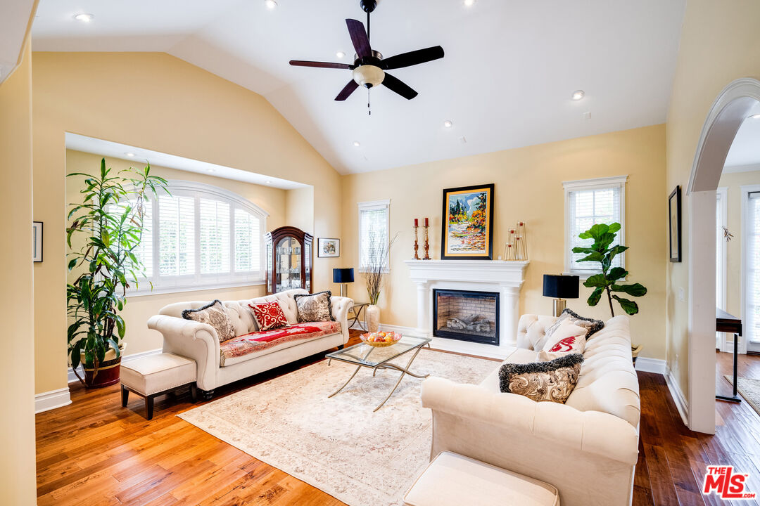 MLS #25596701 image #6