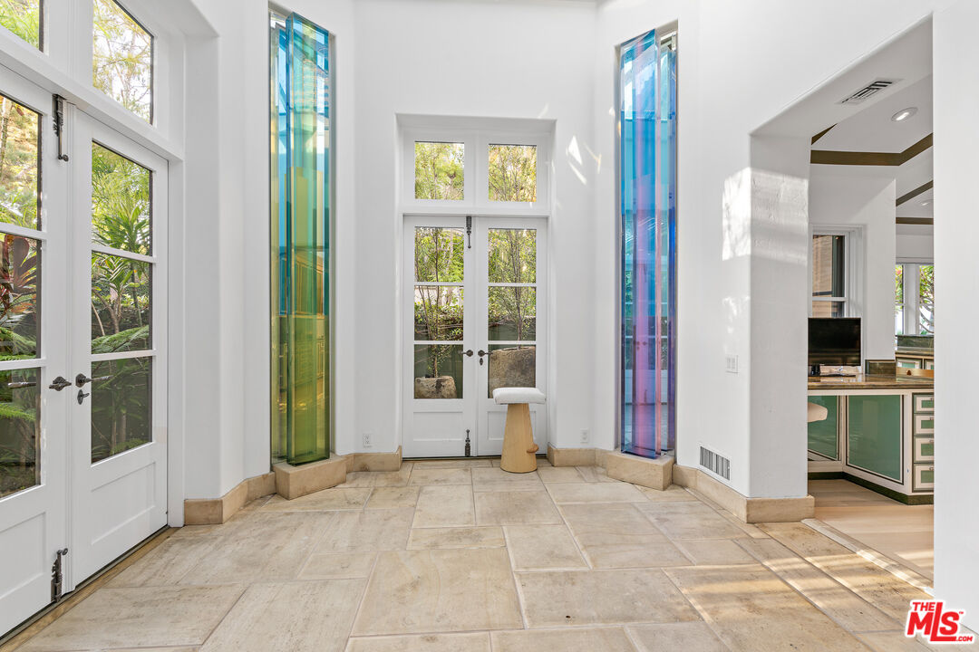 MLS #25596777 image #22