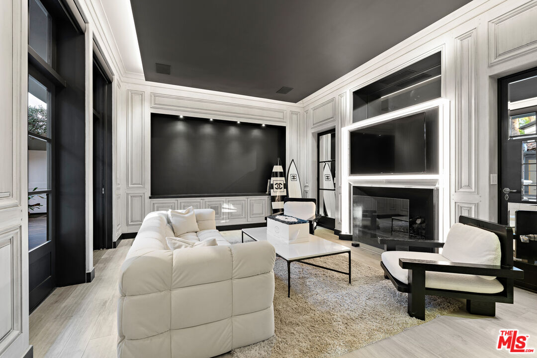 MLS #25596777 image #27