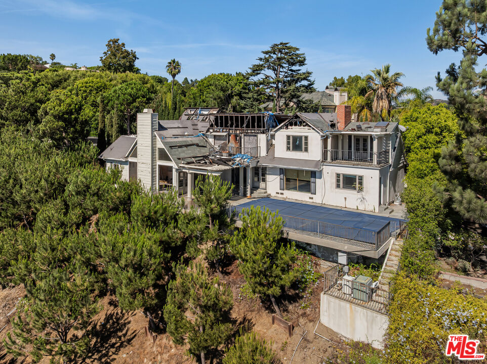 MLS #25597131 image #2