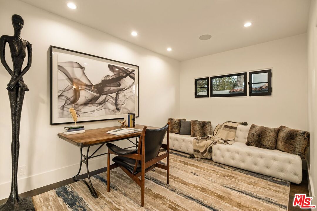 MLS #25597557 image #23