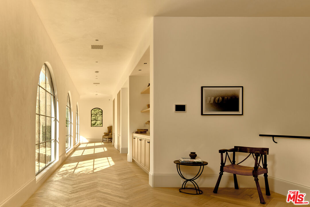 MLS #25597735 image #11