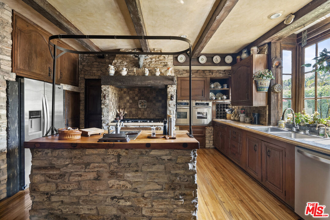 MLS #25598133 image #17