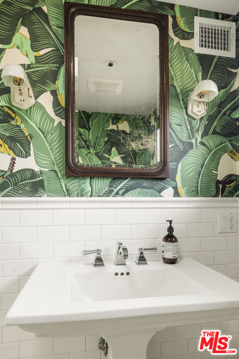 MLS #25598767 image #30