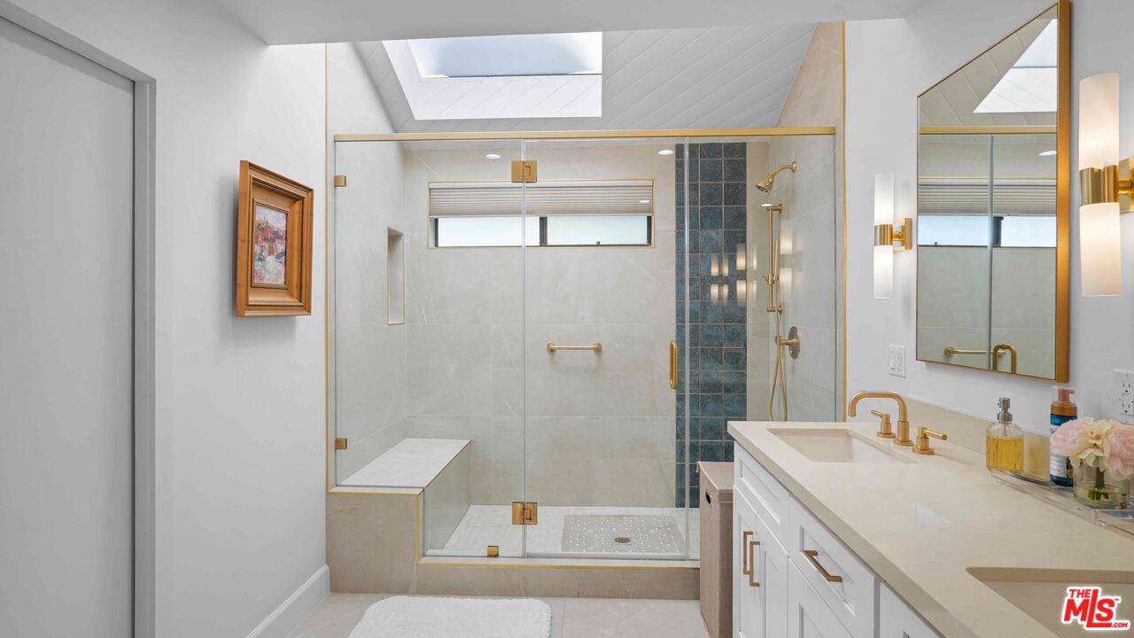 MLS #25599003 image #24