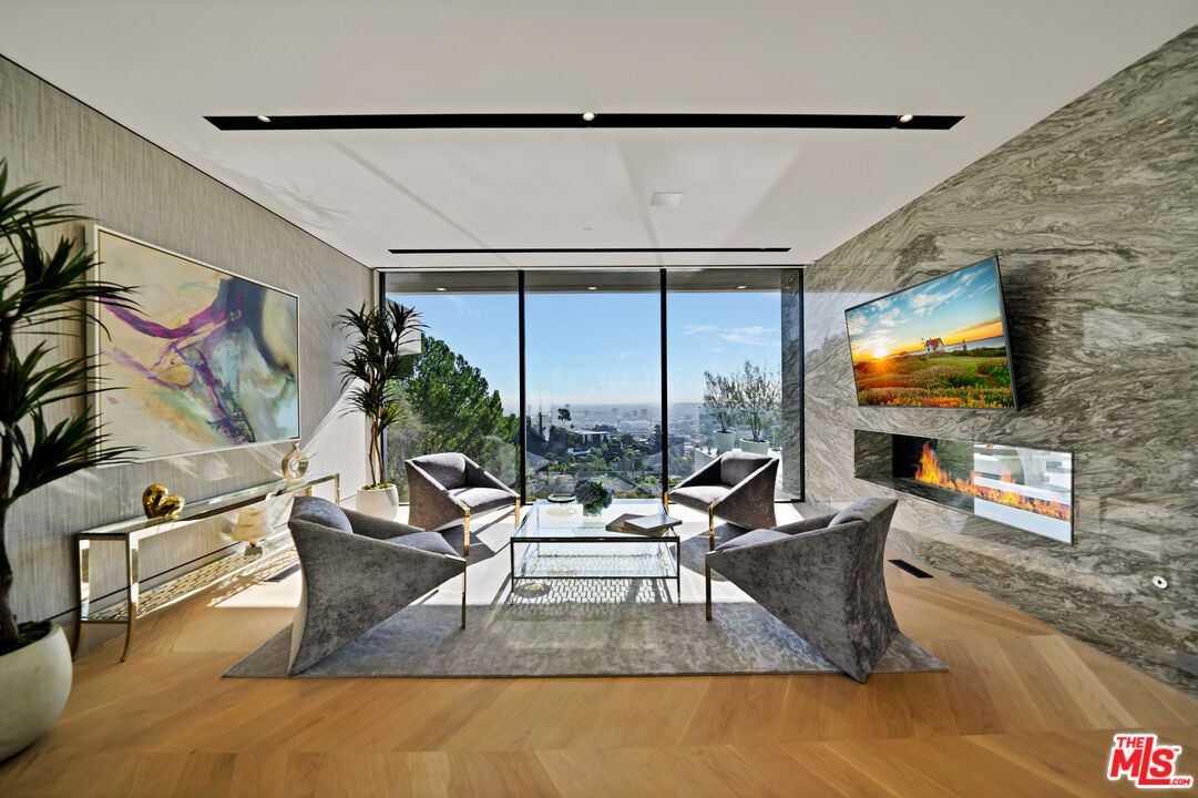 MLS #25599881 image #12