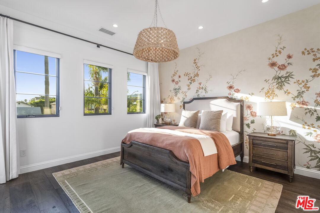 MLS #25600083 image #38