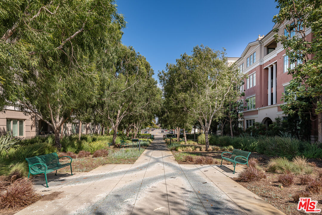 MLS #25600141 image #24