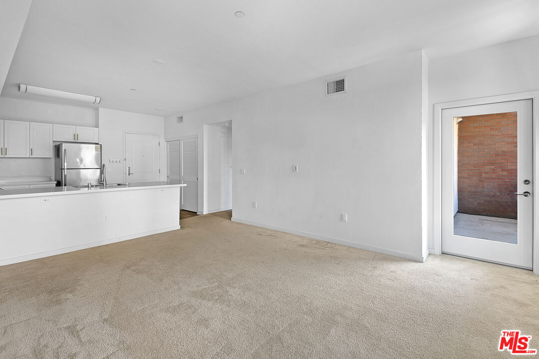 MLS #25600141 image #5