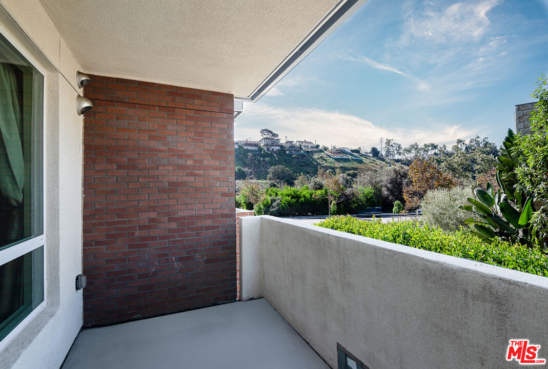 MLS #25600141 image #8