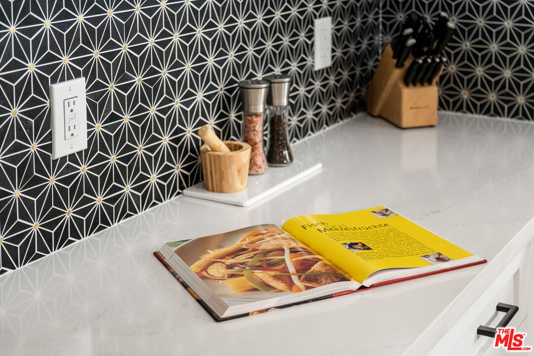 MLS #25600867 image #18