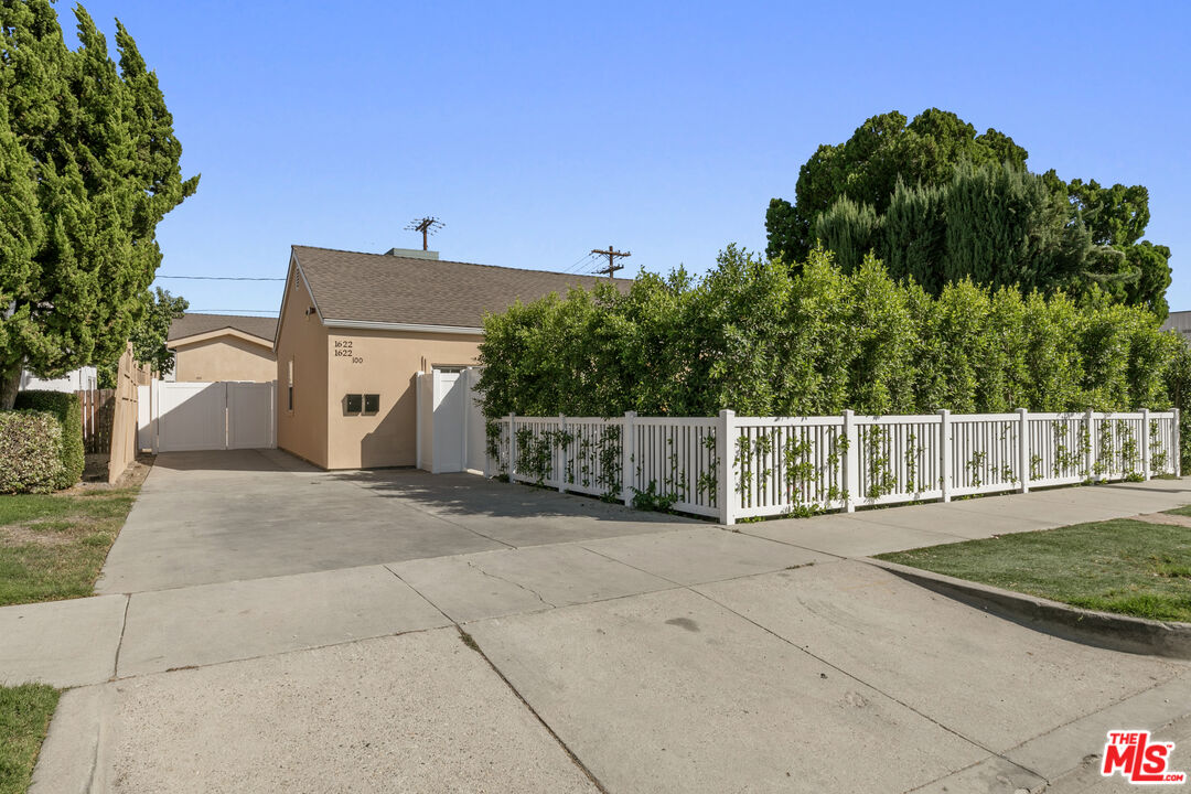 MLS #25600921 image #0