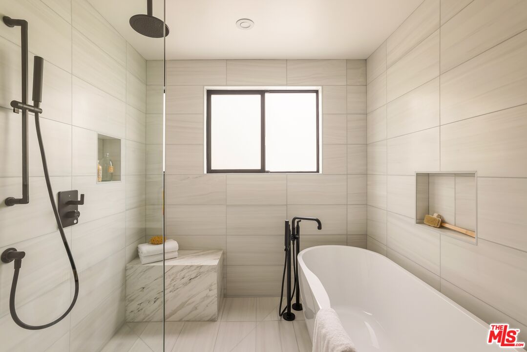 MLS #25601885 image #27