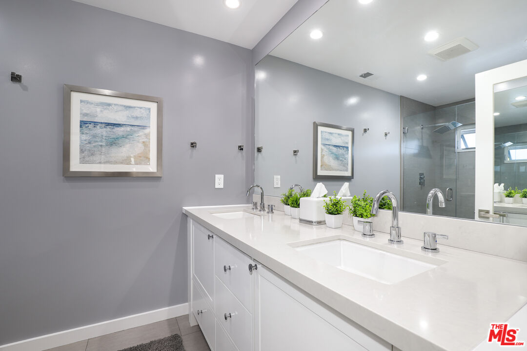 MLS #25602001 image #24