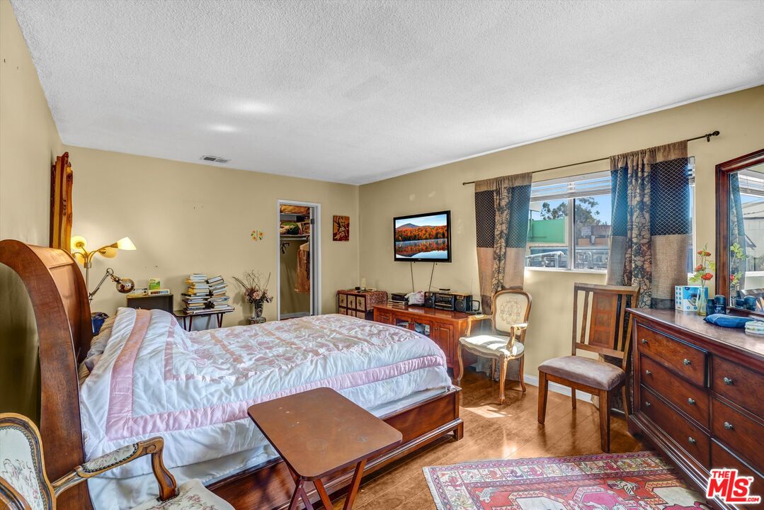 MLS #25602189 image #15