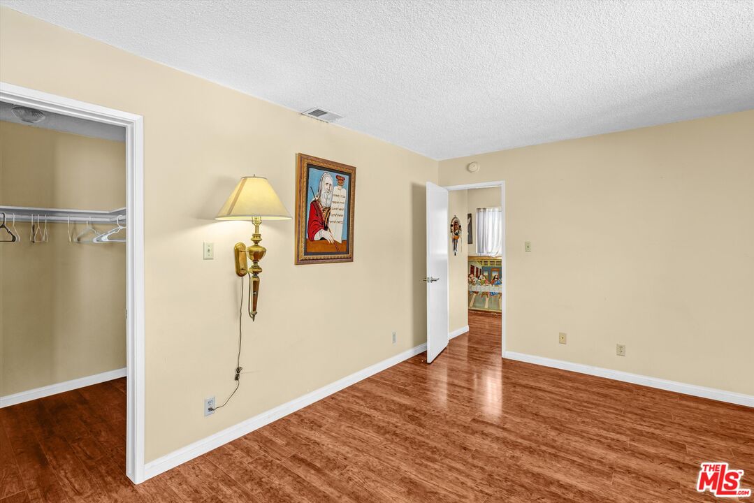 MLS #25602189 image #17