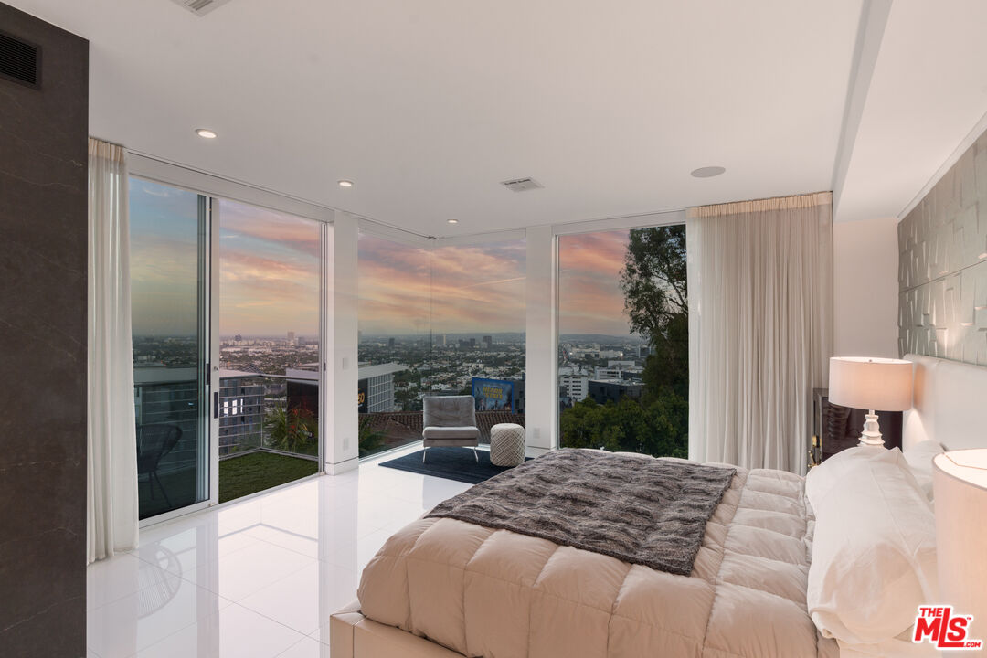 MLS #25602371 image #22