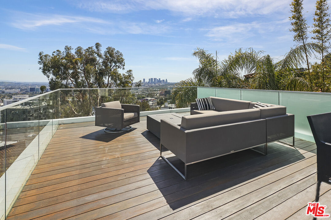 MLS #25602371 image #32