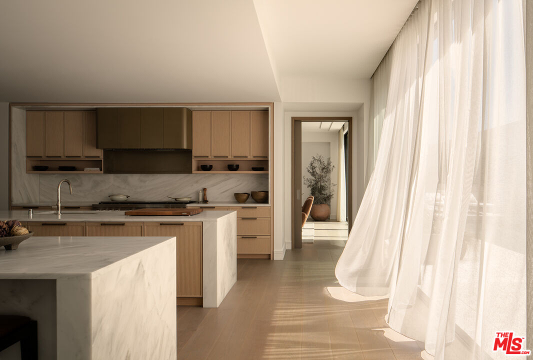 MLS #25602541 image #5