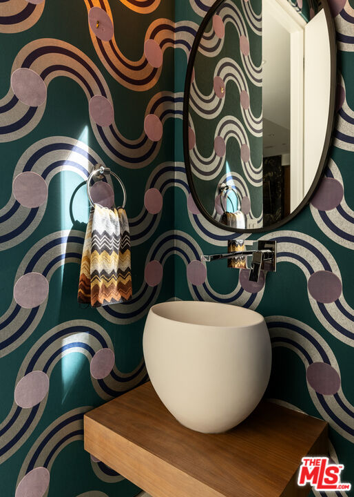 MLS #25602687 image #30