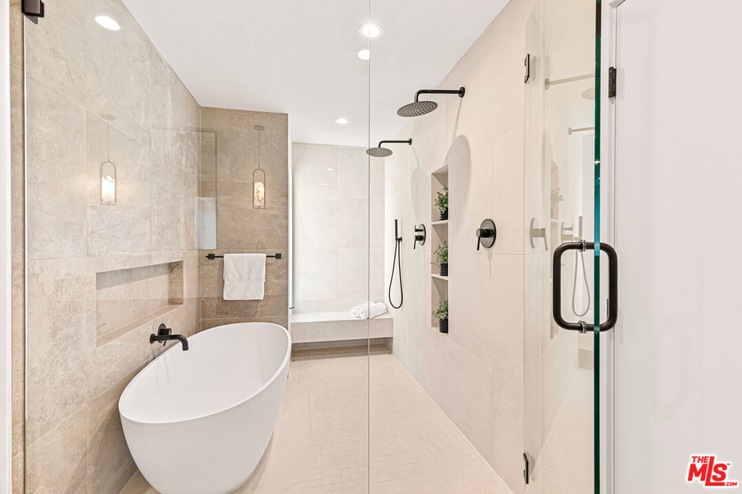 MLS #25602779 image #11