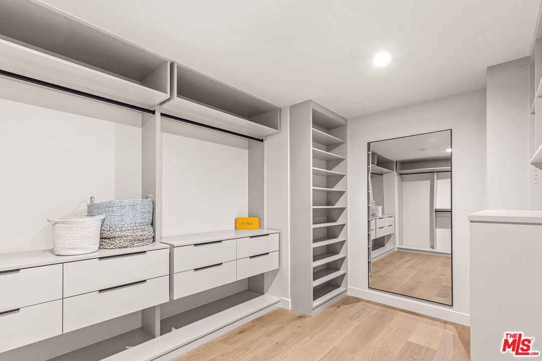 MLS #25602779 image #13