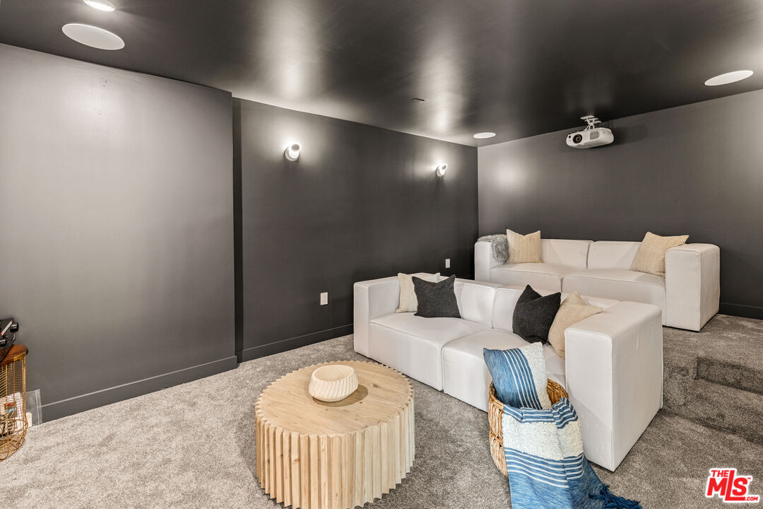 MLS #25602779 image #22