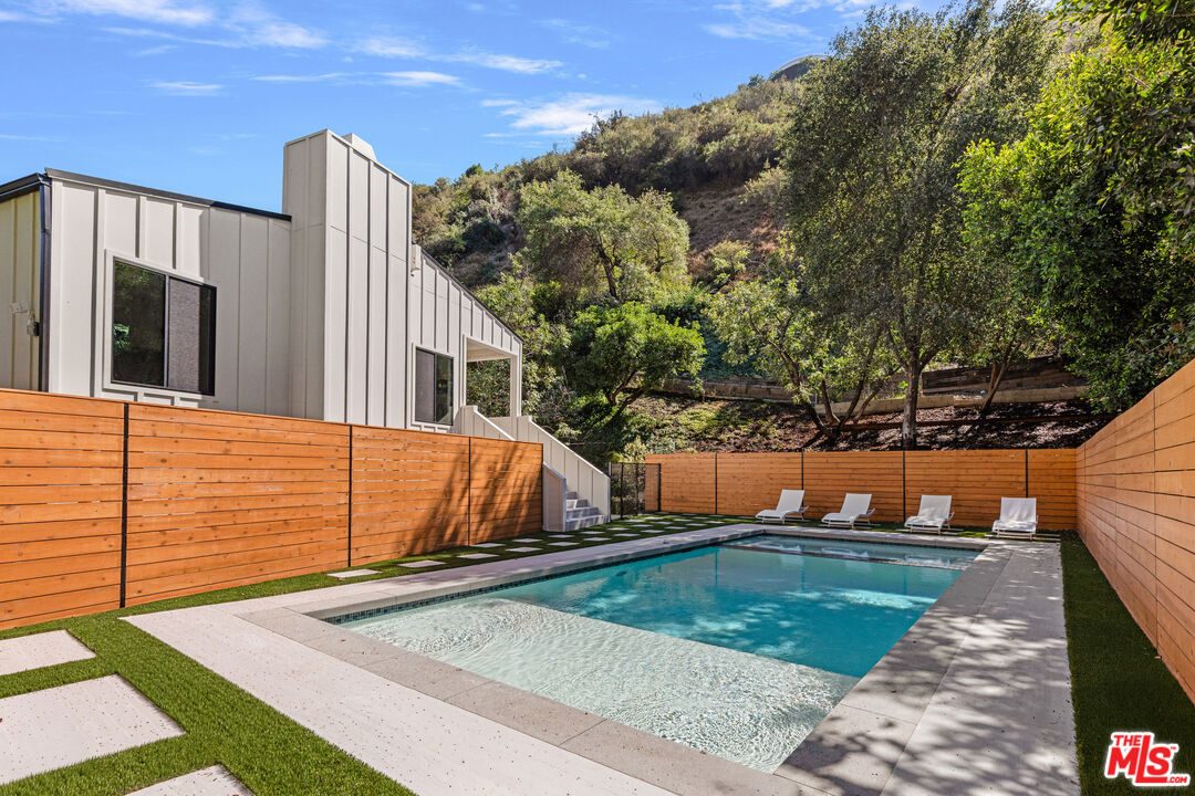 MLS #25602779 image #23