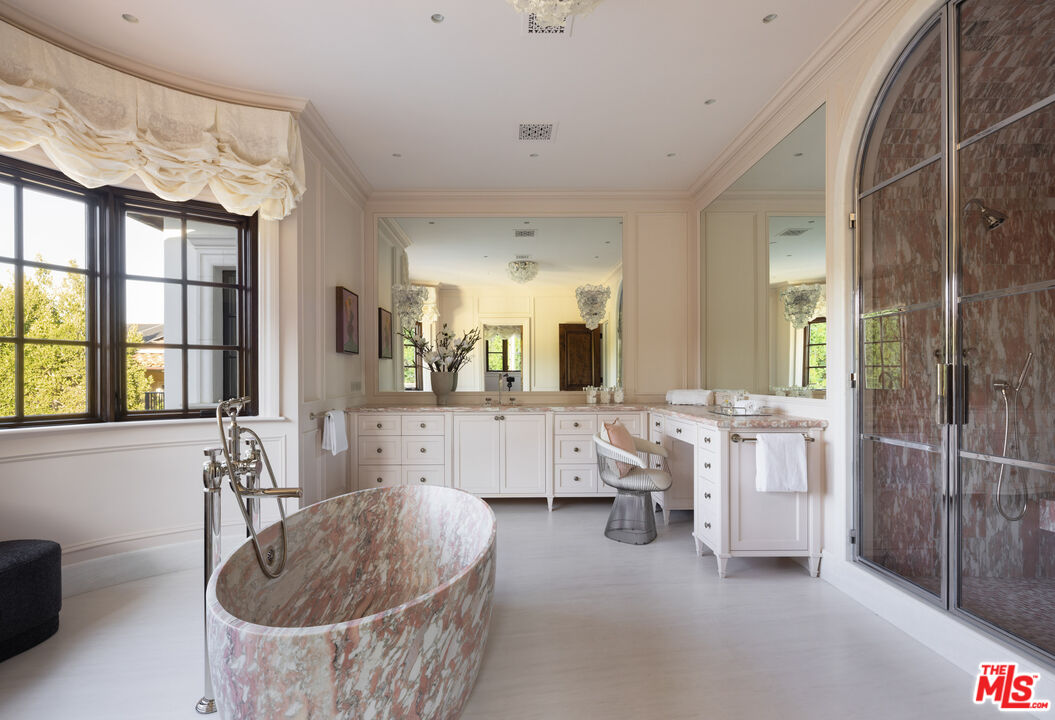 MLS #25603231 image #17