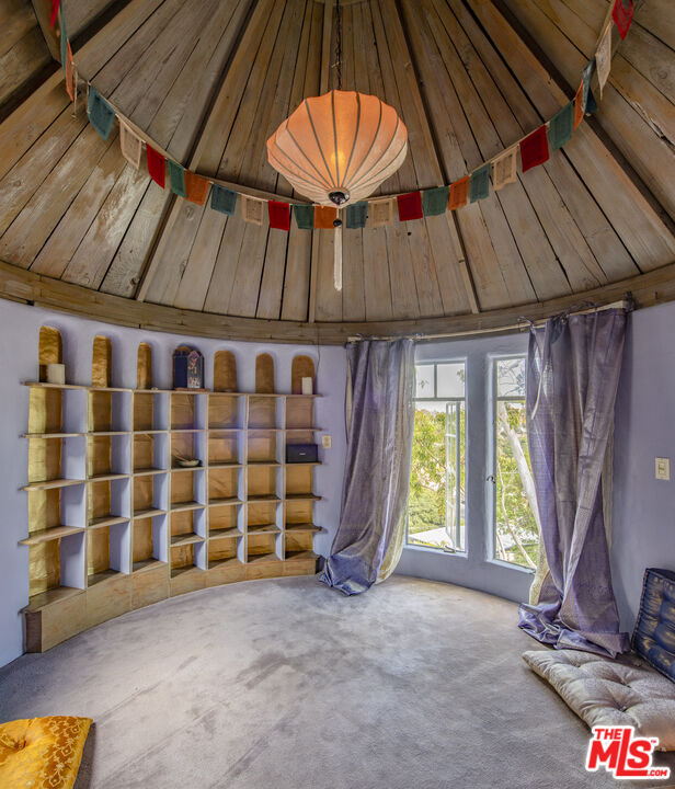 MLS #25604157 image #32