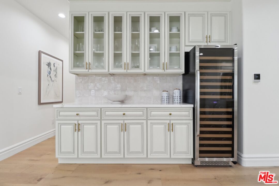 MLS #25604191 image #2