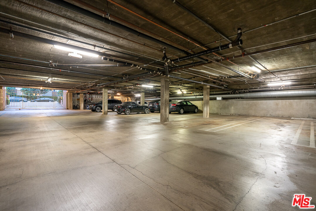 MLS #25604299 image #24