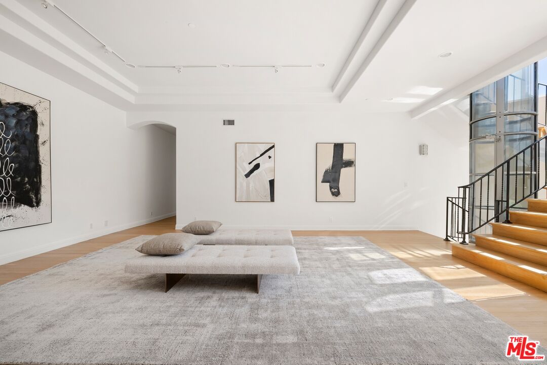 MLS #25604507 image #11