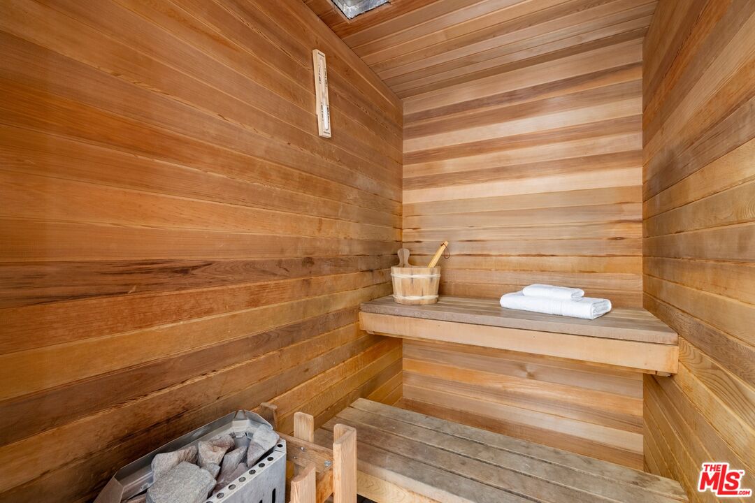 MLS #25604507 image #28