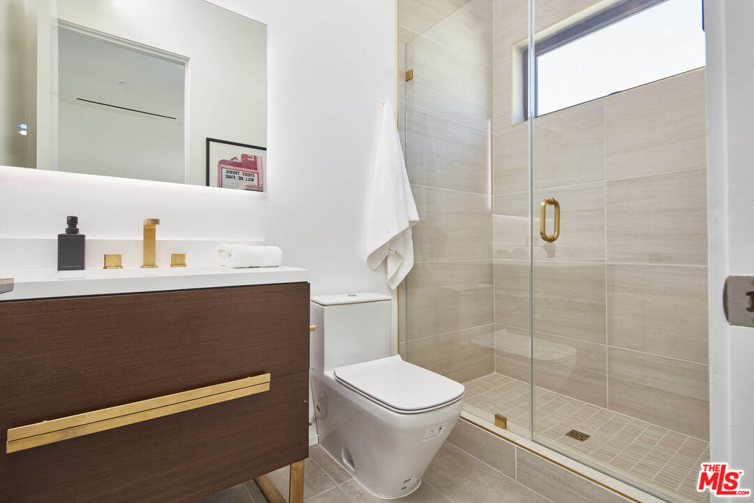 MLS #25604607 image #16