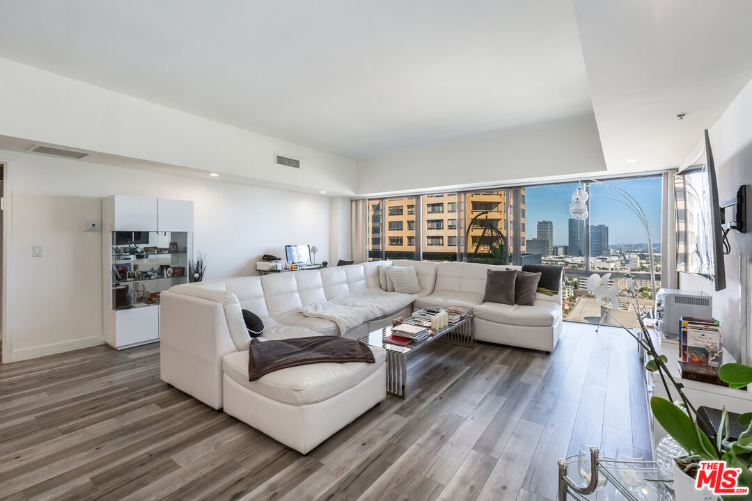 MLS #25604651 image #8